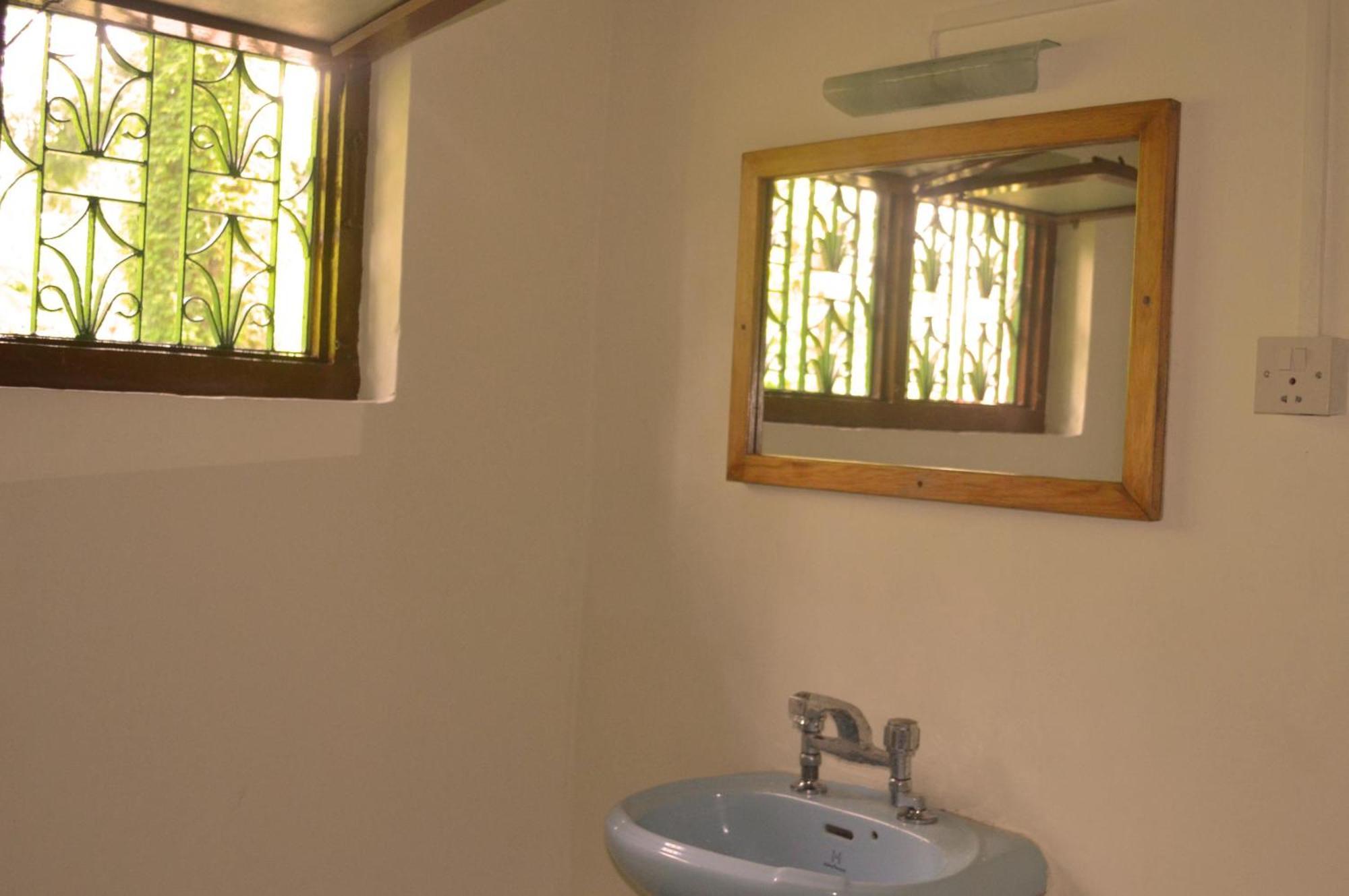 River View Jungle Camp Sauraha Room photo